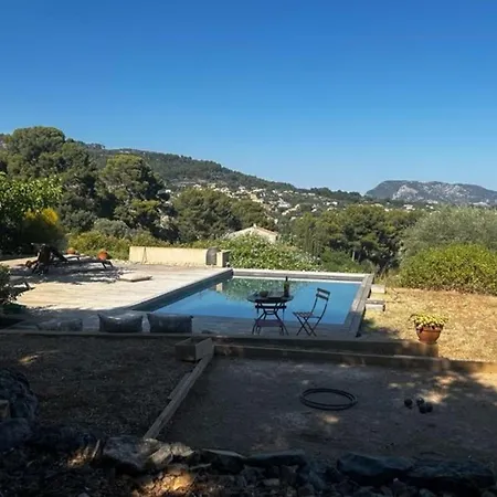 別荘 With Pool And Panoramic Views In